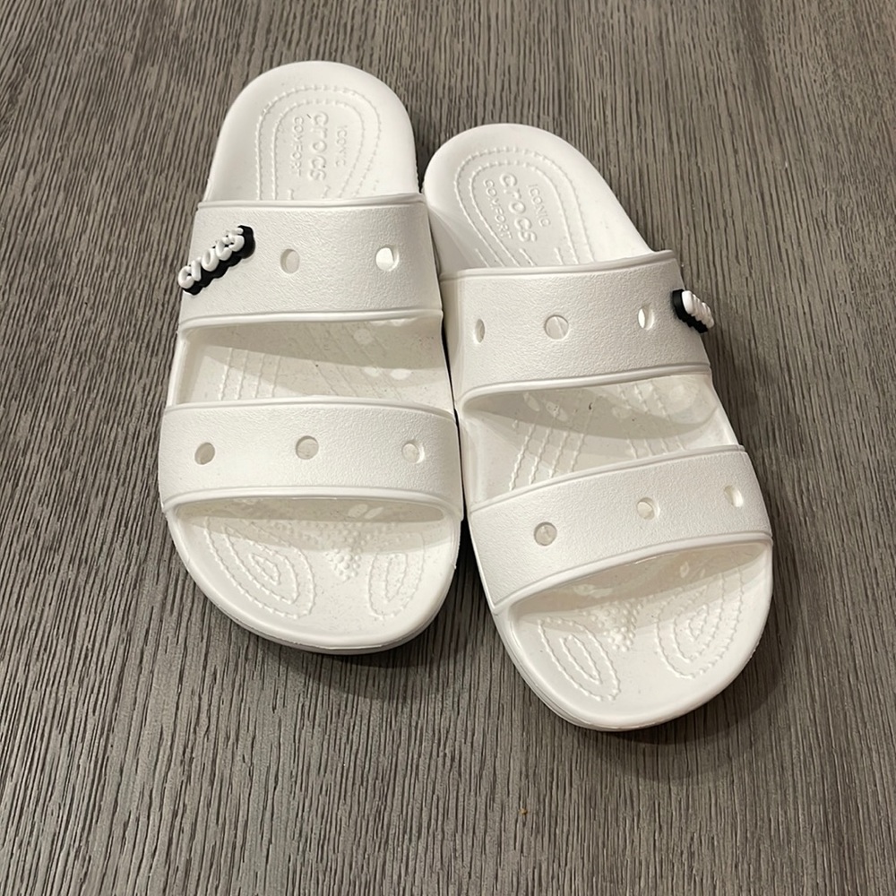 Never worn crocs sandals size 8